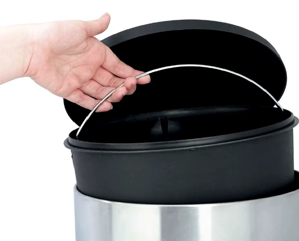 imagem de Lixeira Com Pedal Oval Onix 12 Litros Inox