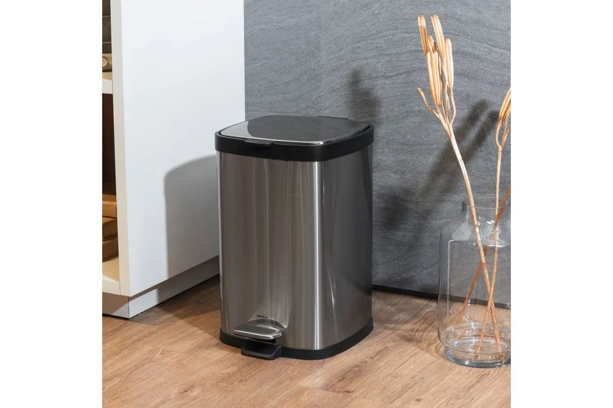 imagem de Lixeira Com Pedal Frame 12 Litros Inox Escovado